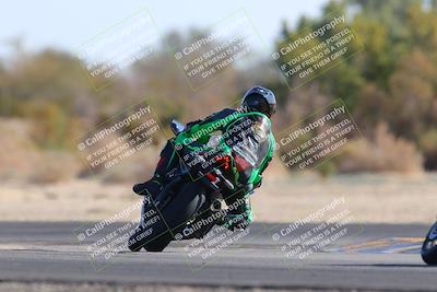 media/Dec-18-2022-SoCal Trackdays (Sun) [[8099a50955]]/Turn 7 Backside (1125am)/